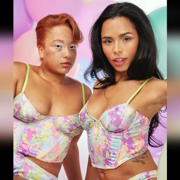 NWT Parade Afterglow Lace-Up Satin Bustier Corset in Versailles Sizes M-3XL - Picture 4 of 6